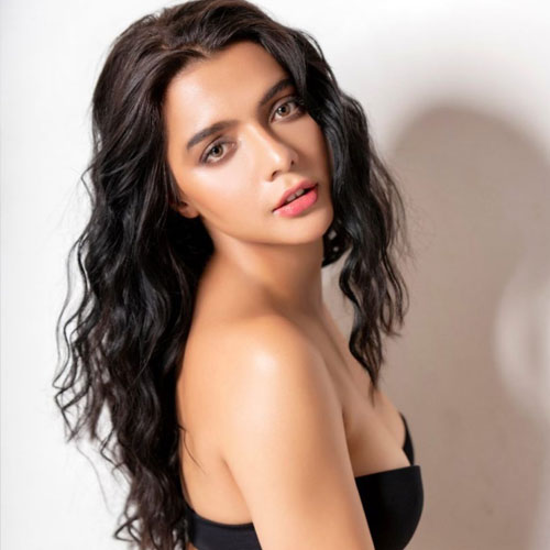 Ruhi Singh